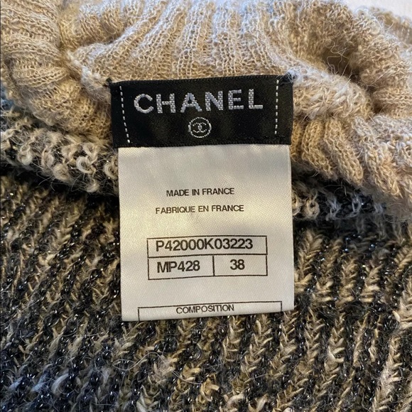 CHANEL Ombré Shimmering Turtleneck Sweater - Picture 8 of 9